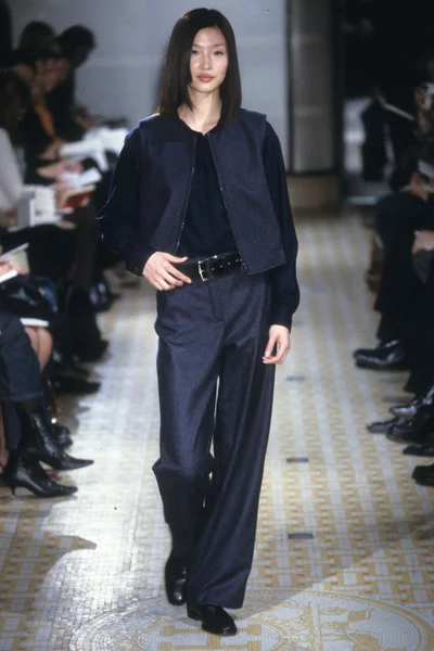 Look 18
